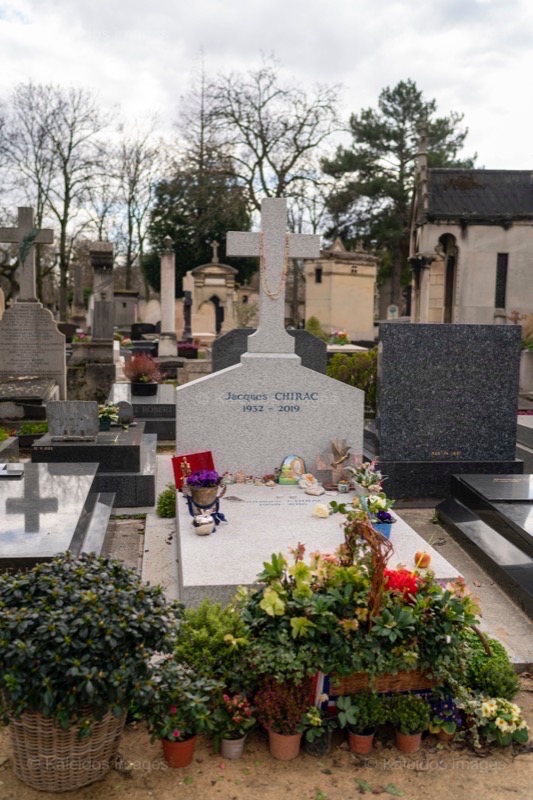 Cemetary;Grave;Graveyard;Jacques Chirac;Kaleidos;Kaleidos images;Tarek Charara;Tomb
